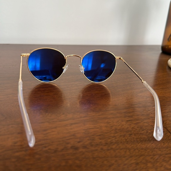 Ollie Quinn Shiny Gold Polarized Percy Sunglasses - Picture 3 of 7